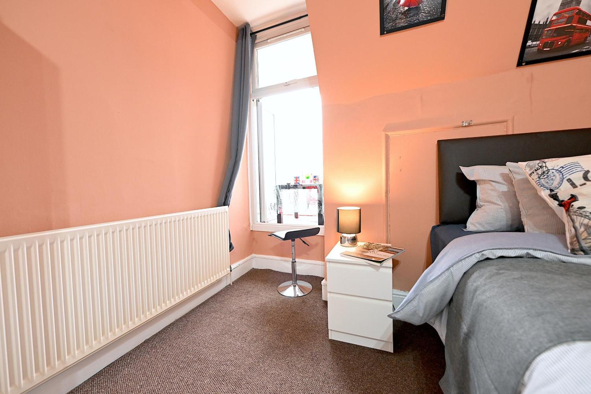 Stunning 3 Bedroom Serviced Flat In North Лондон Экстерьер фото